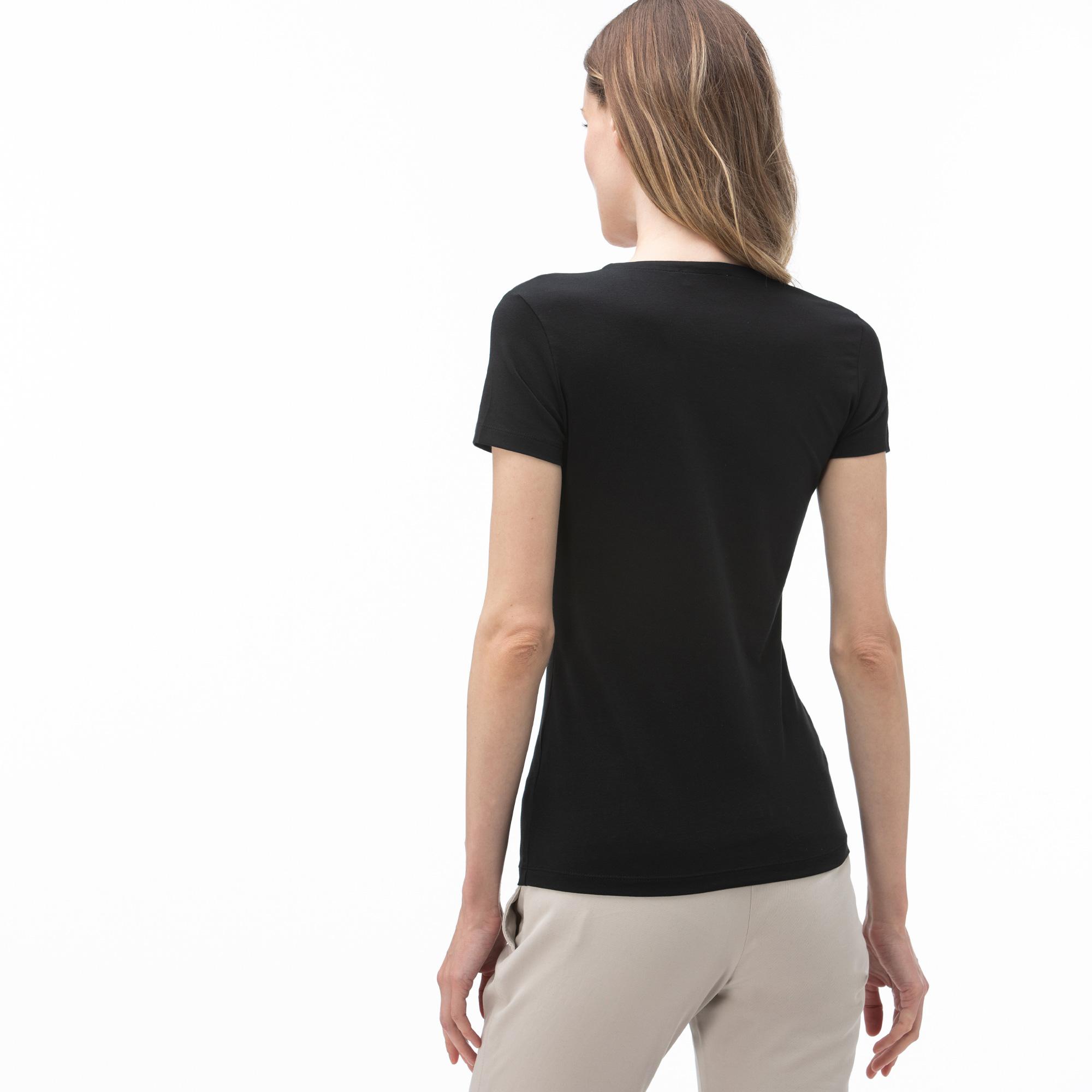 Lacoste Kadın Slim Fit V Yaka Siyah T-Shirt. 3