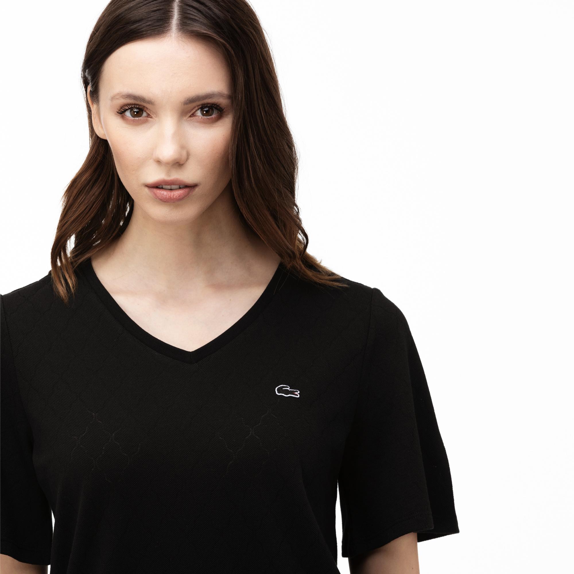 Lacoste Kadın V Yaka Desenli Siyah T-Shirt. 2