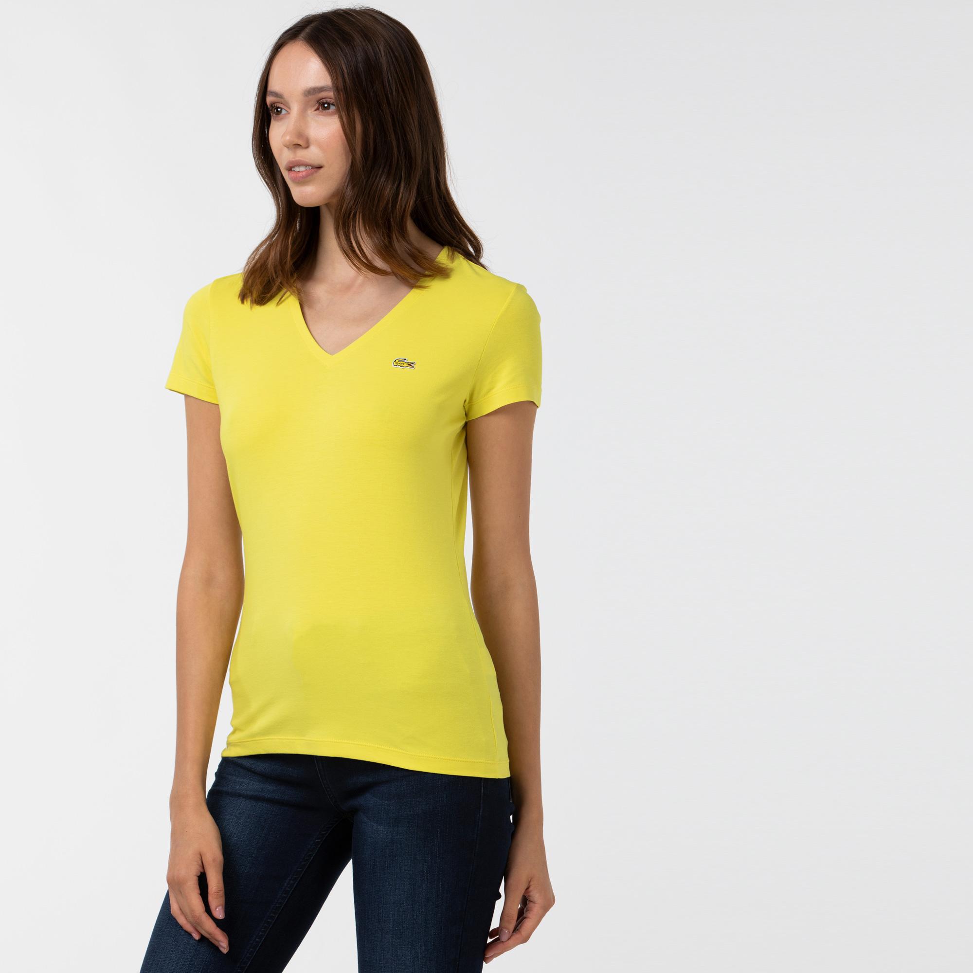 Lacoste Kadın V Yaka Sarı T-Shirt. 4
