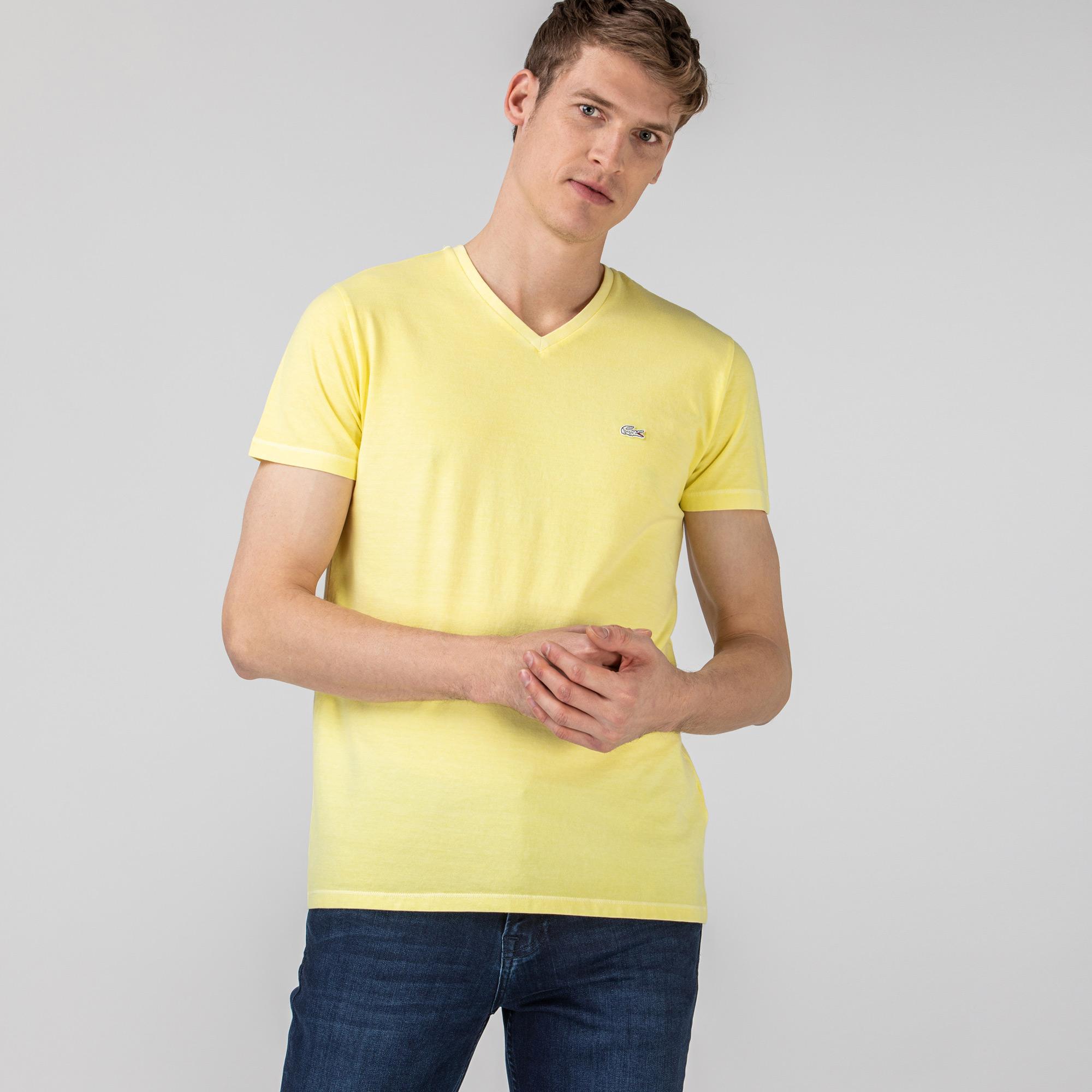 Lacoste Erkek Slim Fit V Yaka Sarı T-Shirt. 4