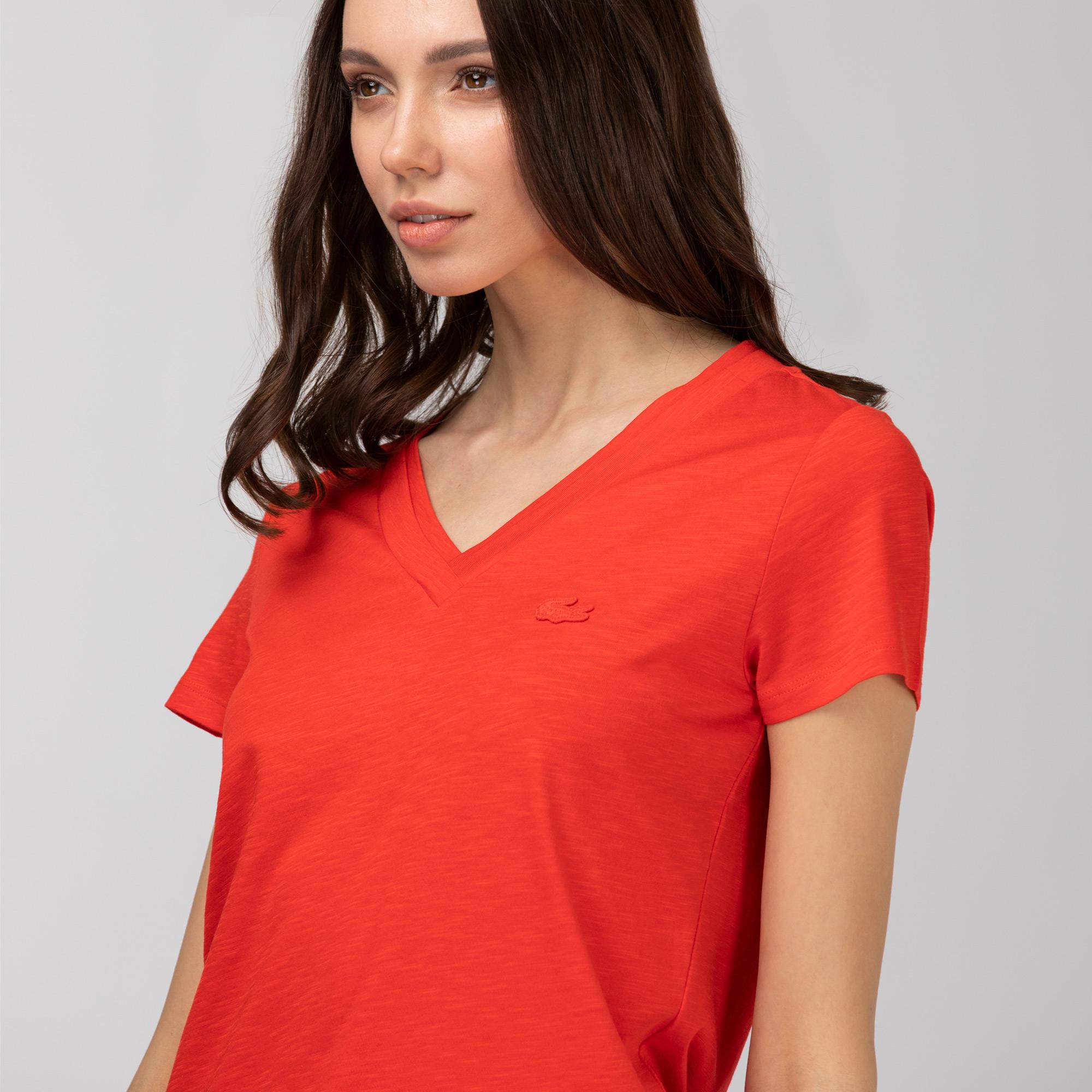 Lacoste Kadın Slim Fit V Yaka Kırmızı T-Shirt. 5
