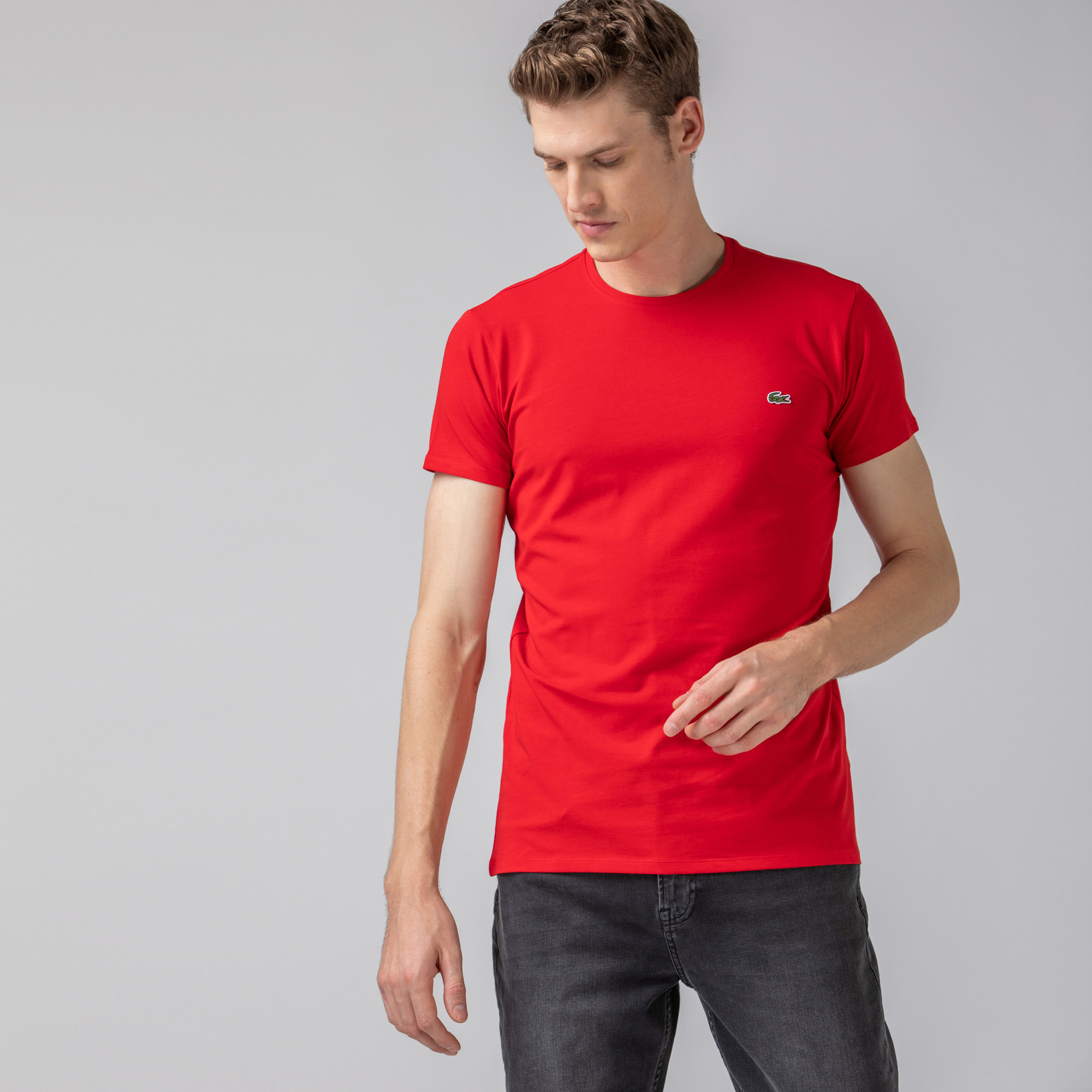Lacoste Erkek Slim Fit Bisiklet Yaka Kırmızı T-Shirt. 1