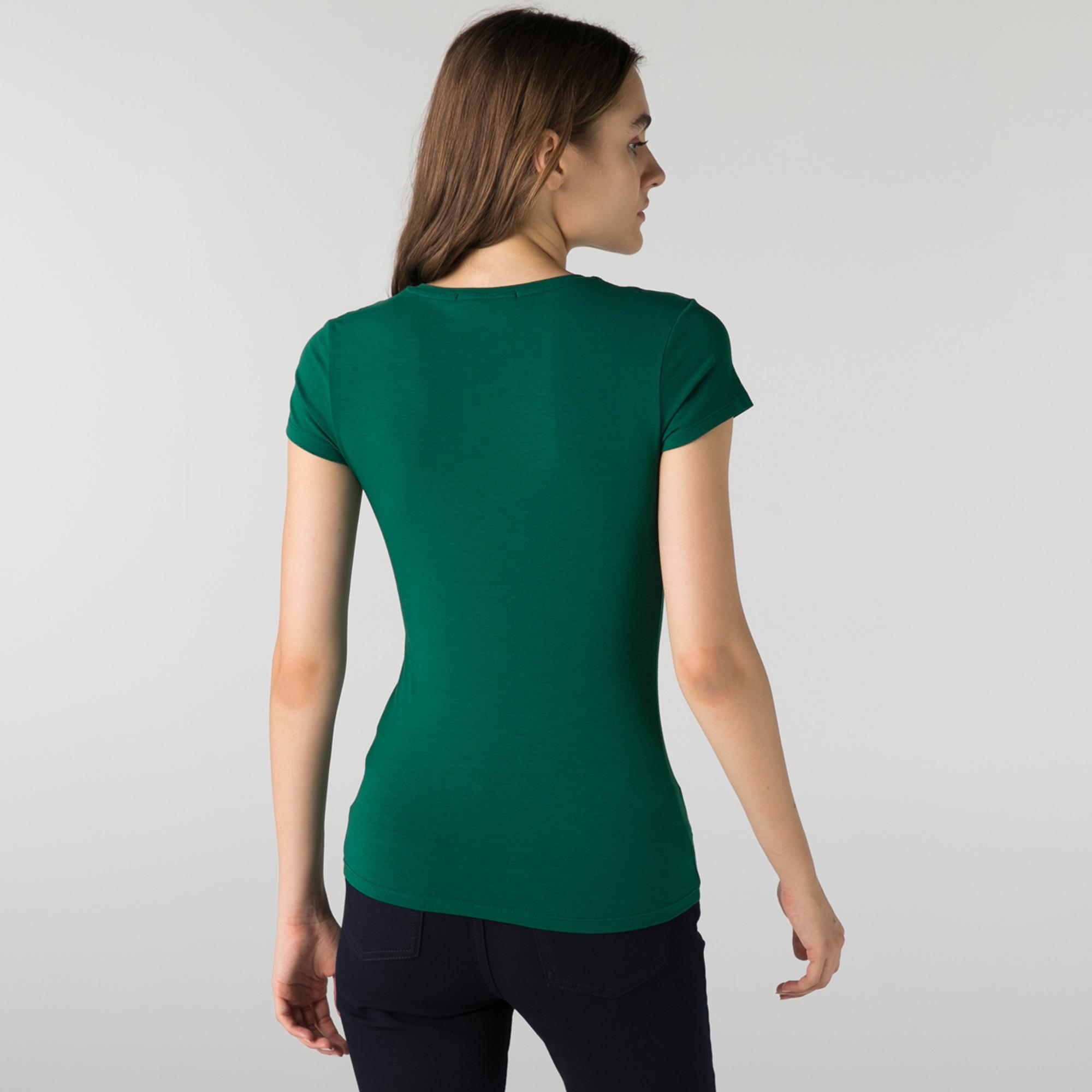 Lacoste Kadın Slim Fit V Yaka Yeşil T-Shirt. 2