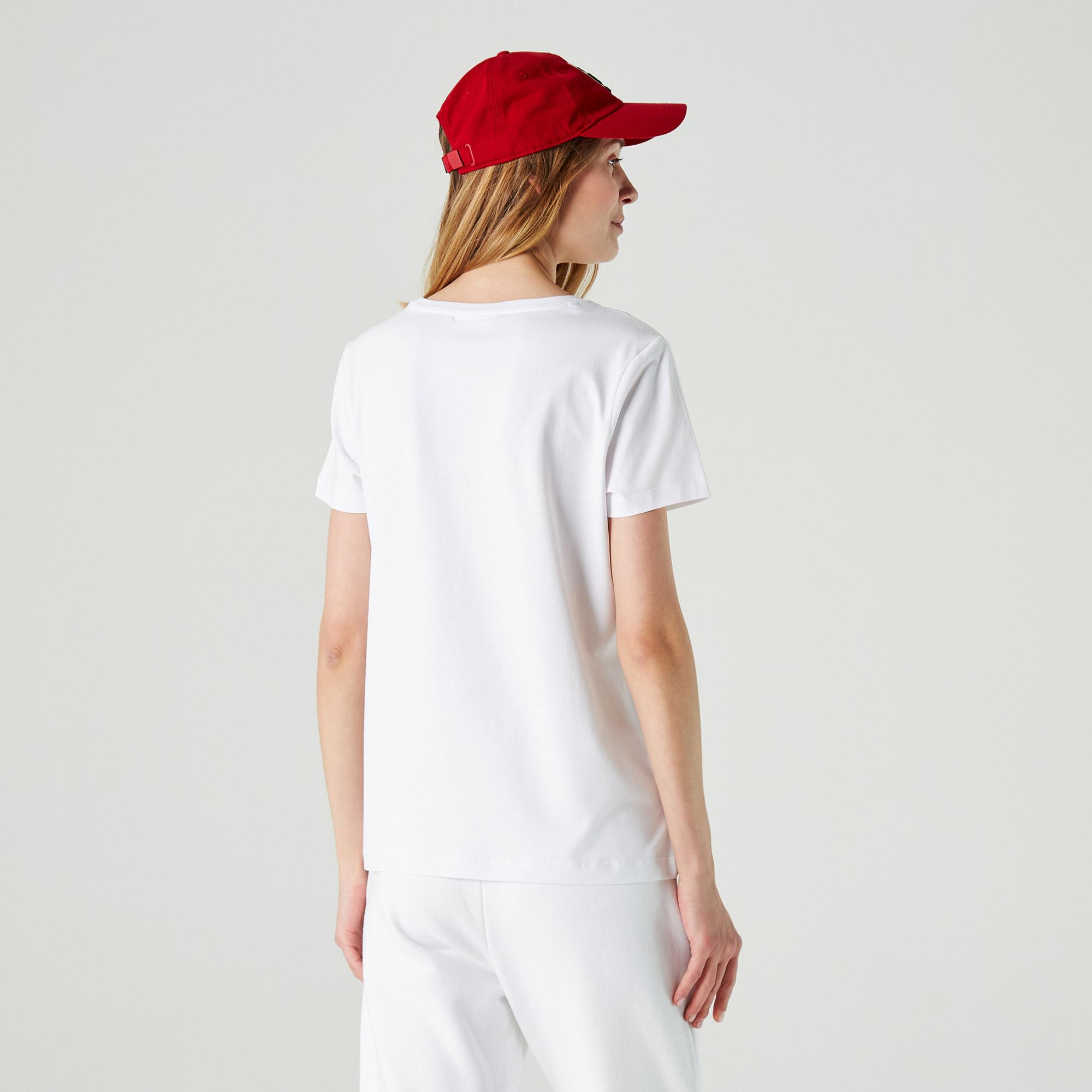 Lacoste Kadın Slim Fit Bisiklet Yaka Baskılı Beyaz T-Shirt. 3