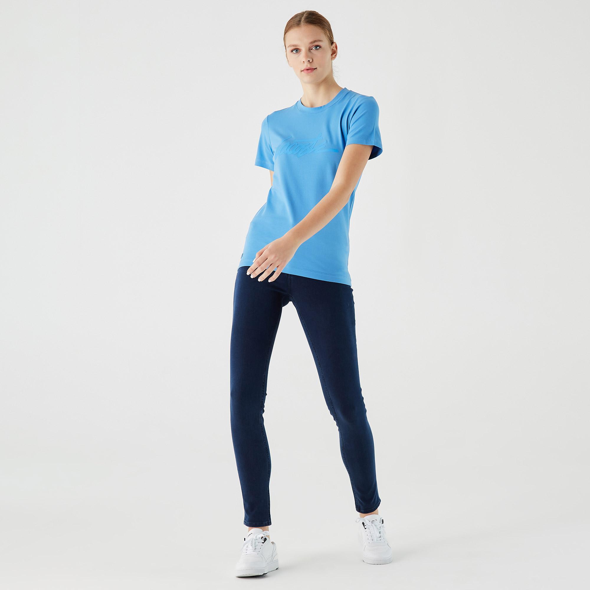 Lacoste Kadın Slim Fit Bisiklet Yaka Baskılı Mavi T-Shirt. 4