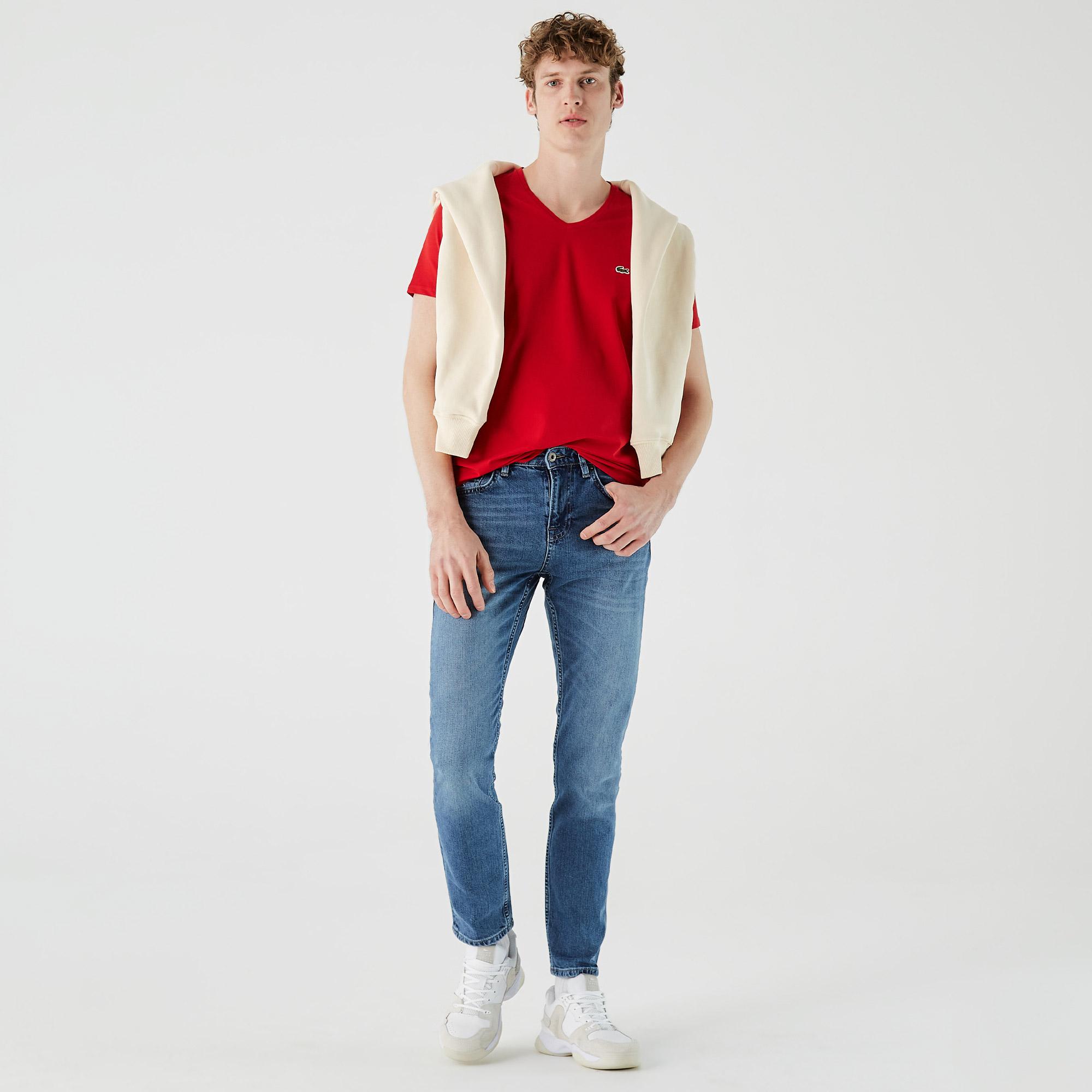 Lacoste Erkek Slim Fit V Yaka Kırmızı T-Shirt. 1