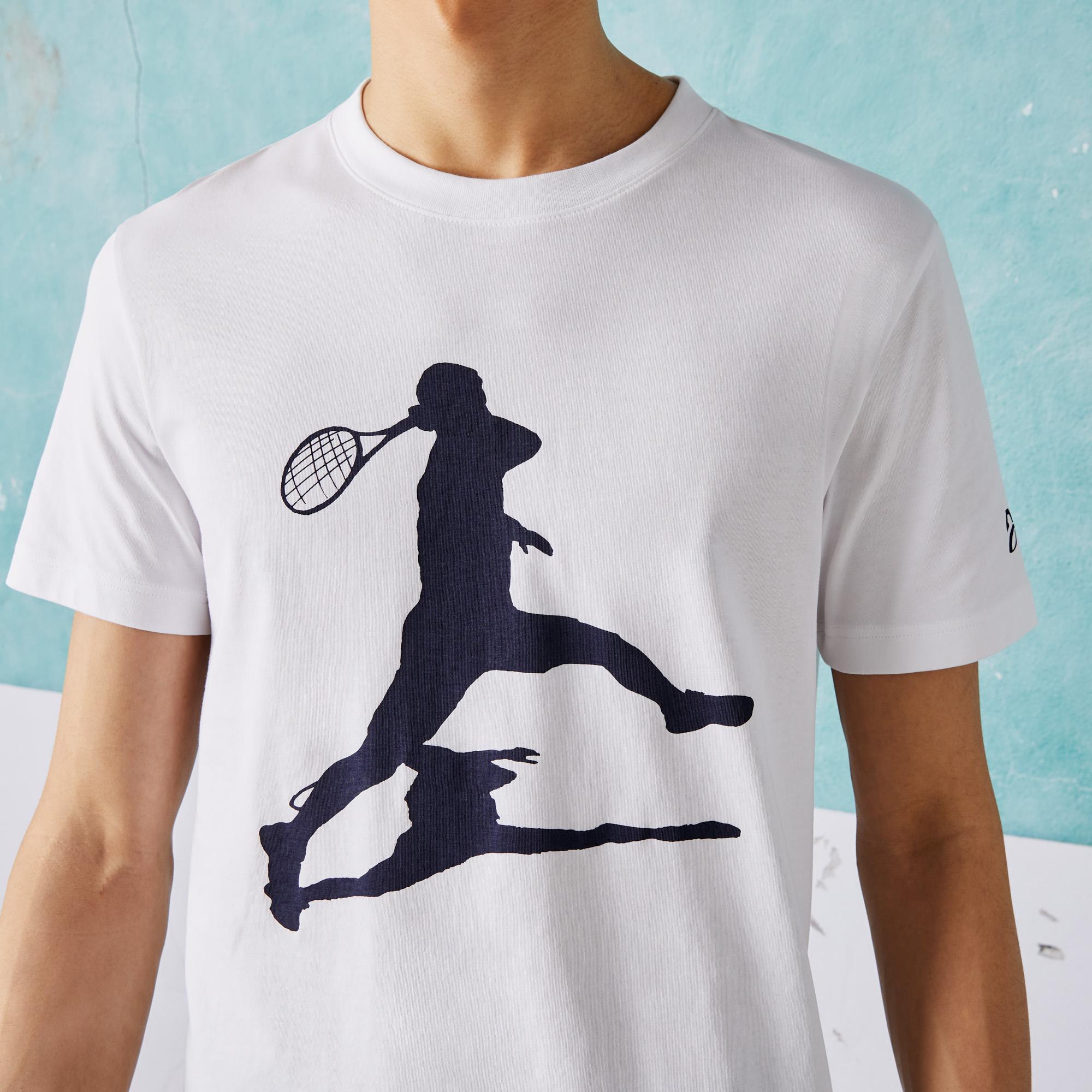 Lacoste SPORT x Novak Djokovic Erkek Regular Fit Bisiklet Yaka Baskılı Beyaz T-Shirt. 1