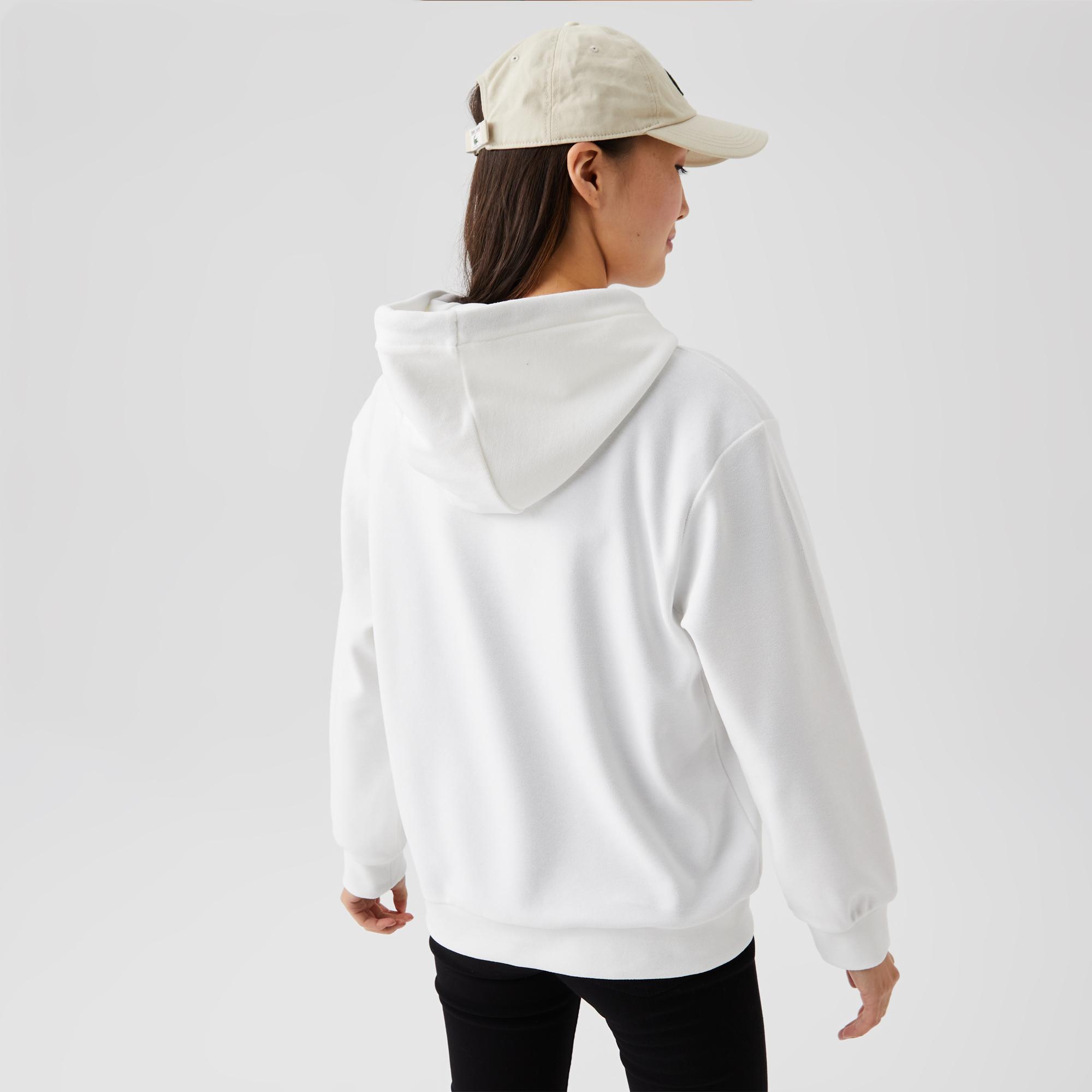 Lacoste Kadın Regular Fit Kapüşonlu Baskılı Beyaz Sweatshirt. 3